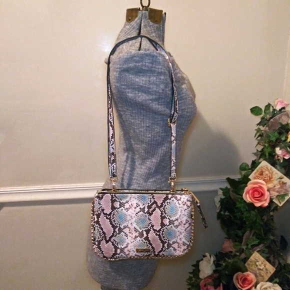 Jessica Simpson New Without Tags Camille Pink & Blue Snake Print Crossbody Purse - Picture 13 of 15
